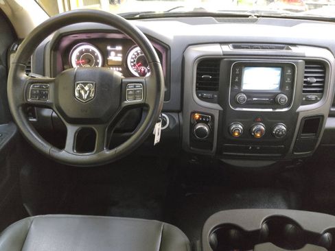 Used 2017 RAM 1500 Tradesman RWD image 22