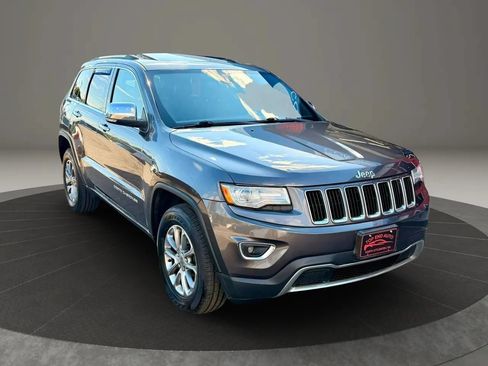 Used 2014 Jeep Grand Cherokee Limited w/ Luxury Group II AWD/4WD image 3