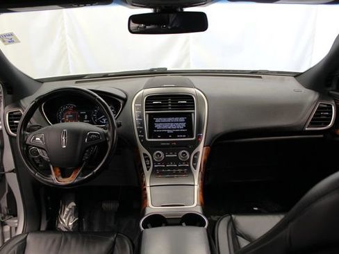 Used 2018 Lincoln MKX Select w/ Lincoln MKX Climate Package FWD image 23