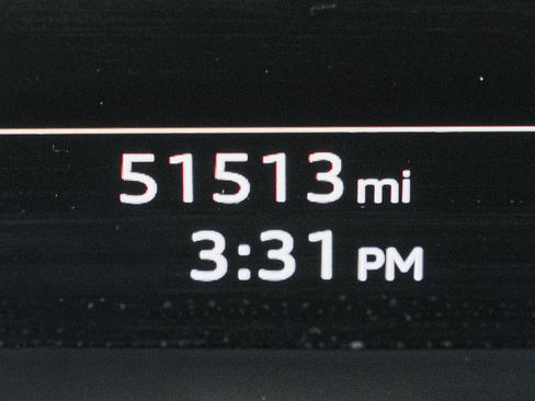 Used 2023 Audi A6 Premium Plus w/ Premium Plus Package image 20