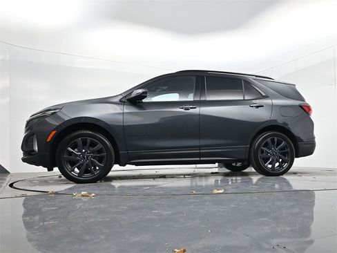 Used 2023 Chevrolet Equinox RS w/ LPO, Floor Liner Package image 39