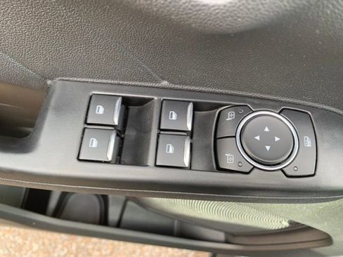 Used 2025 Ford Escape Active AWD/4WD image 11