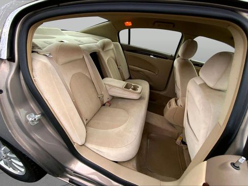 Used 2006 Buick Lucerne CX FWD image 18