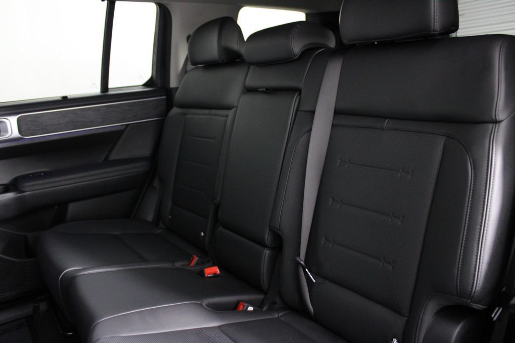Certified 2026 Hyundai Santa Fe Limited FWD image 21