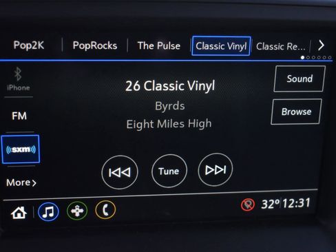 Used 2019 Chevrolet Camaro LT image 31