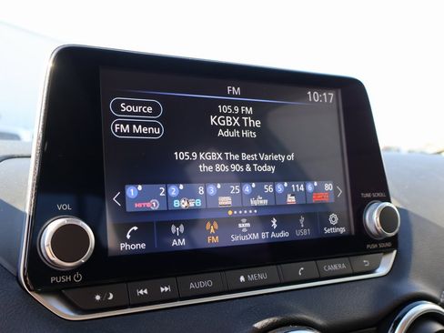 Used 2024 Nissan Sentra SV image 32