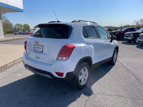 Used 2022 Chevrolet Trax LT image 48