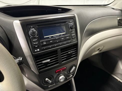 Used 2013 Subaru Forester 2.5X Premium w/ All-Weather Pkg image 28