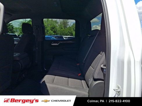Certified 2025 Chevrolet Silverado 1500 LT AWD/4WD image 12