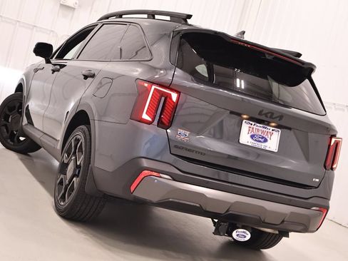 Used 2025 Kia Sorento SX Prestige AWD/4WD image 47