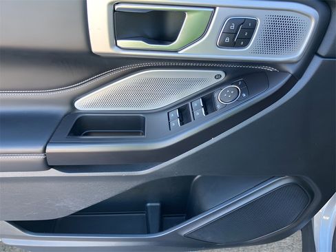 Used 2020 Ford Explorer ST w/ ST High-Performance Pack image 44