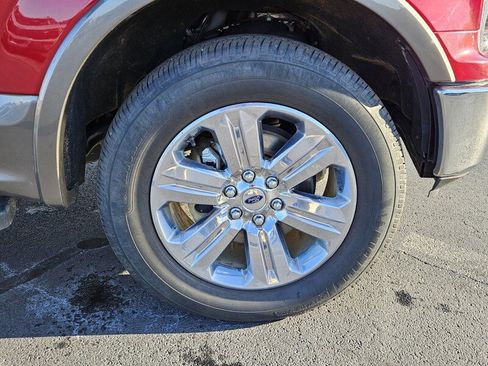 Used 2019 Ford F150 Lariat w/ Equipment Group 502A Luxury image 16