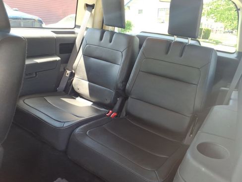 Used 2019 Ford Flex SEL w/ Equipment Group 202A AWD/4WD image 17