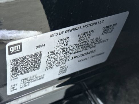 Used 2024 Chevrolet Silverado EV RST image 34