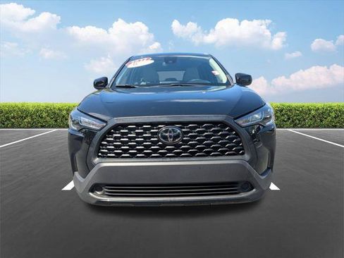 Certified 2022 Toyota Corolla Cross L FWD image 11