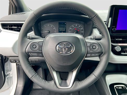 New 2025 Toyota Corolla SE image 12
