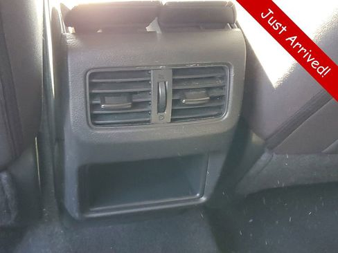 Used 2023 Nissan Rogue S FWD image 10