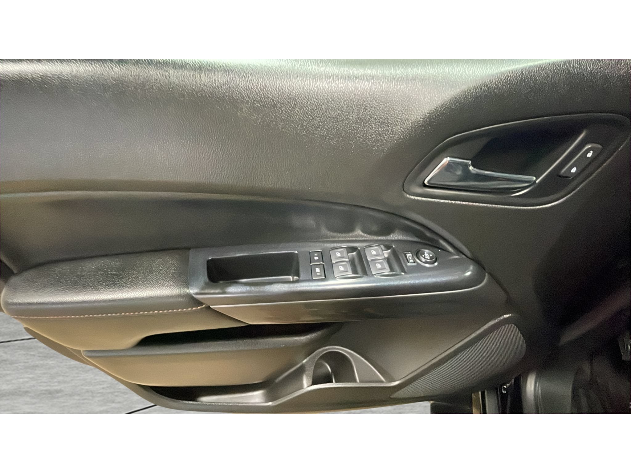 Used 2021 GMC Canyon AT4 w/ Trailering Package AWD/4WD image 8