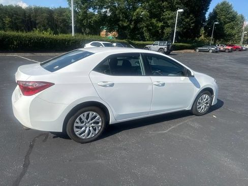 Used 2019 Toyota Corolla LE FWD image 9