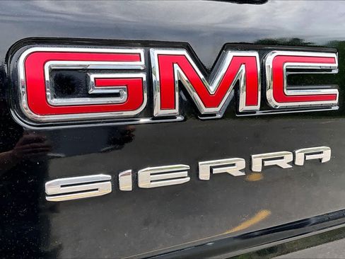 Used 2020 GMC Sierra 2500 SLE w/ SLE Value Package; AWD/4WD image 33