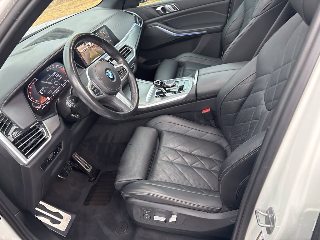 Used 2023 BMW X5 sDrive40i w/ M Sport Package RWD image 16