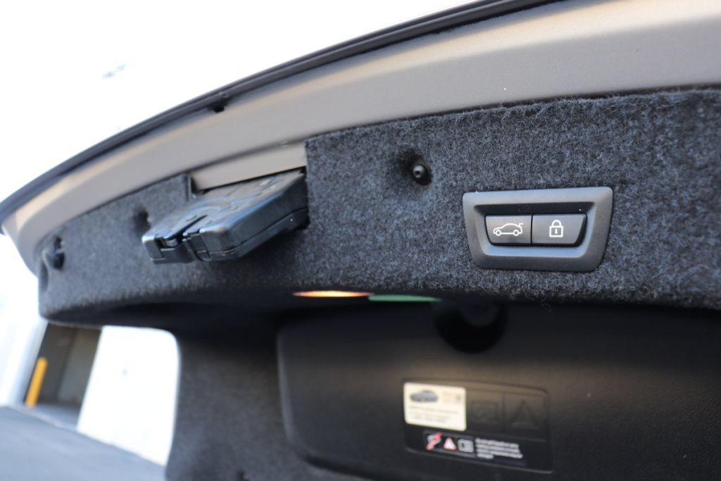 Used 2015 BMW 528i Sedan RWD image 27