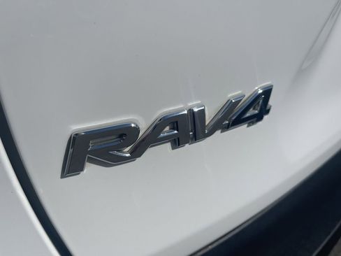 Used 2024 Toyota RAV4 XLE image 12