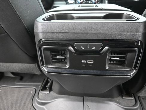 Used 2022 GMC Sierra 1500 AT4 w/ AT4 Premium Package image 29