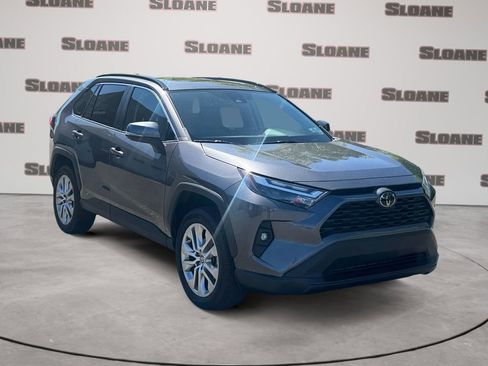 Used 2024 Toyota RAV4 XLE Premium AWD/4WD image 7
