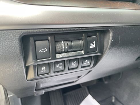 Used 2019 Subaru Outback 2.5i Limited image 23
