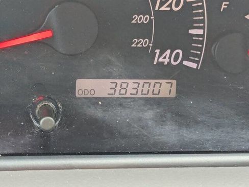 Used 2005 Toyota Camry V6 image 21