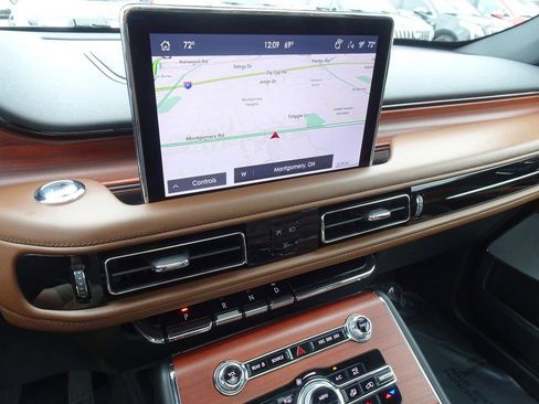 Used 2022 Lincoln Aviator Reserve w/ Equipment Group 201A AWD/4WD image 20
