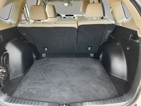 Used 2016 Honda CR-V LX image 17