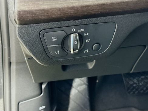 Used 2021 Audi Q5 e Premium Plus w/ Premium Plus Package image 10