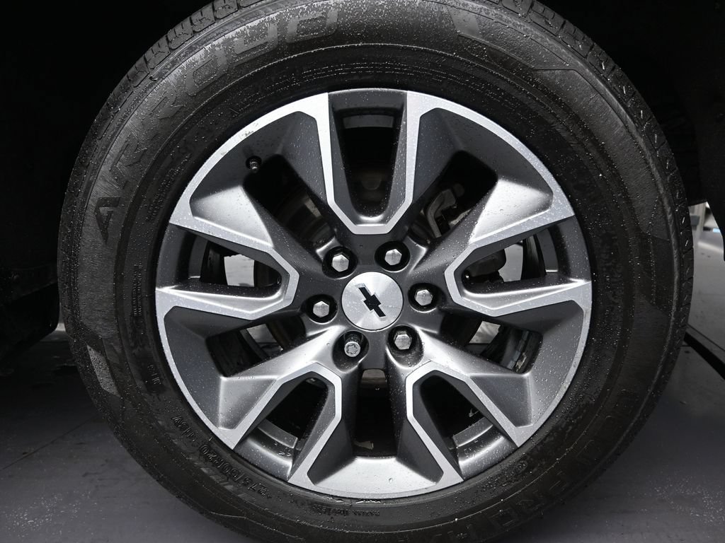Used 2022 Chevrolet Silverado 1500 RST w/ Protection Package RWD image 9