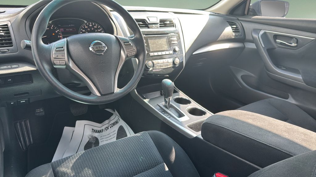 Used 2015 Nissan Altima 2.5 S w/ Power Driver Seat Package FWD image 9