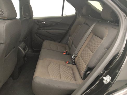 Used 2019 Chevrolet Equinox LT image 18