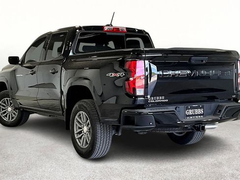 Used 2024 Chevrolet Colorado LT w/ LT Convenience Package II image 15