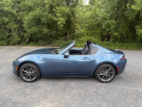 Used 2019 MAZDA MX-5 Miata RF Grand Touring RWD image 8