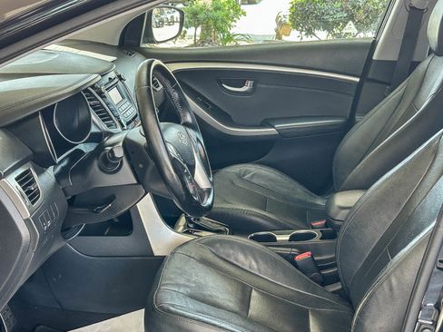 Used 2014 Hyundai Elantra GT w/ Option Group 02 FWD image 17