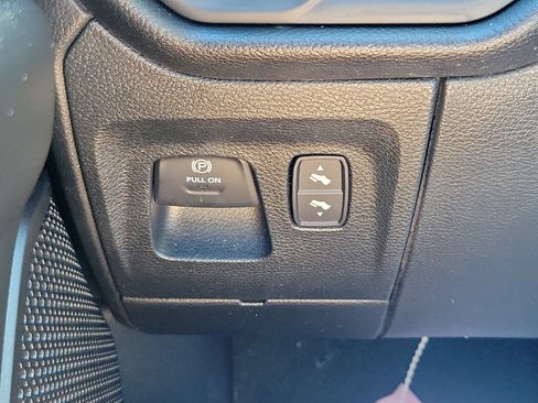 Used 2024 RAM 1500 Big Horn RWD image 26