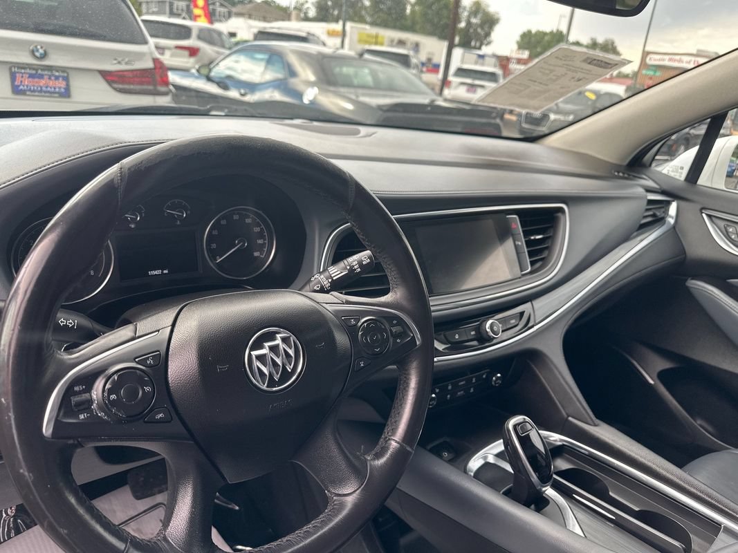 Used 2018 Buick Enclave Essence w/ Trailering Package FWD image 31
