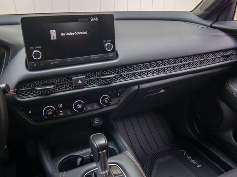 Used 2023 Honda HR-V Sport image 23