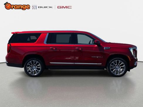 New 2026 GMC Yukon XL Denali w/ Denali Reserve Package image 2