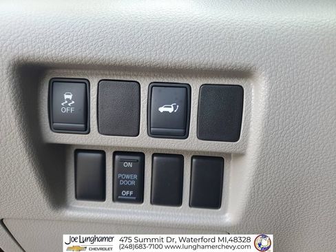 Used 2015 Nissan Quest SL w/ Tow Package FWD image 18