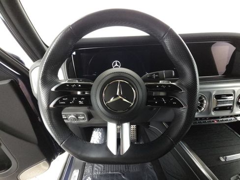 Used 2025 Mercedes-Benz G 550 image 12