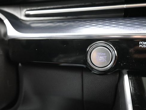 Used 2024 Kia Carnival SX Prestige image 29