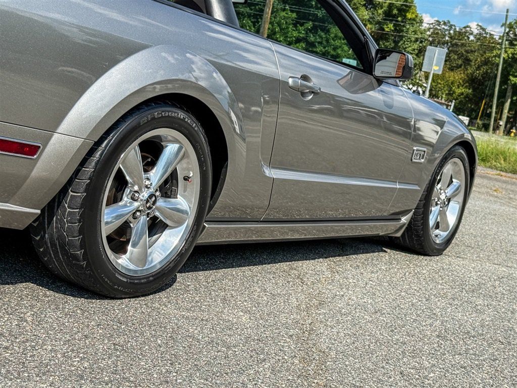 Used 2008 Ford Mustang GT RWD image 42
