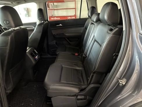 Used 2022 Volkswagen Atlas SE FWD image 12