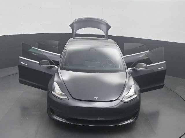 Used 2018 Tesla Model 3 Long Range RWD image 42